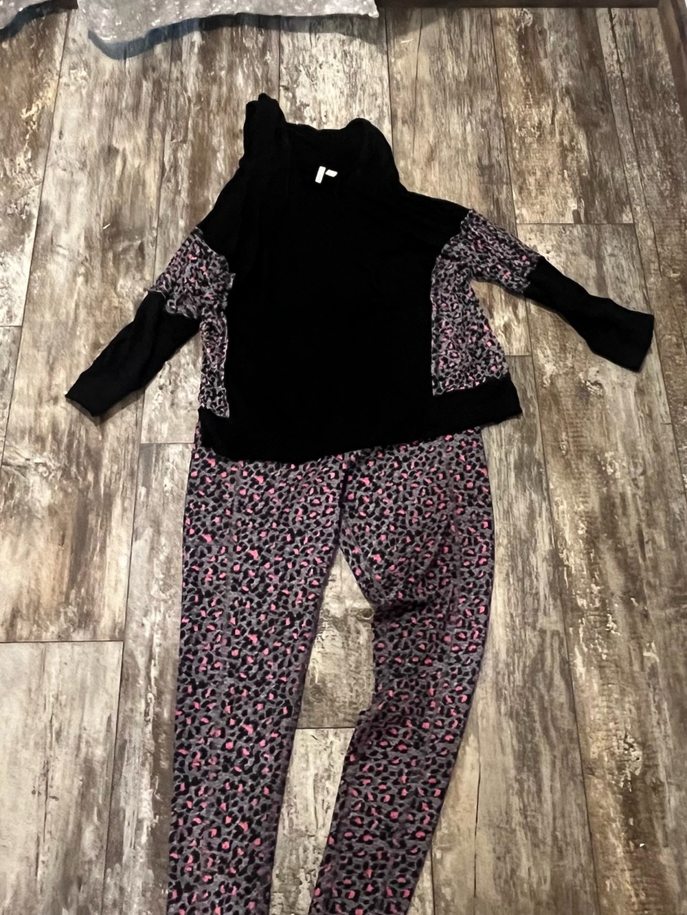 Women’s Cato Active wear Black Pullover with Pink & Gray Leopard Leggings Set
